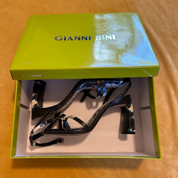 GIANNI BINI SNAKE SKIN HEELS - Picture 4 of 6